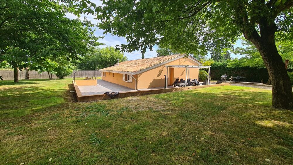 Charmante maison de plain pied à vendre sur Ambarès avec un grand jardin arboré