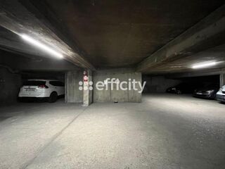  Parking / Garage � vendre 12 m�