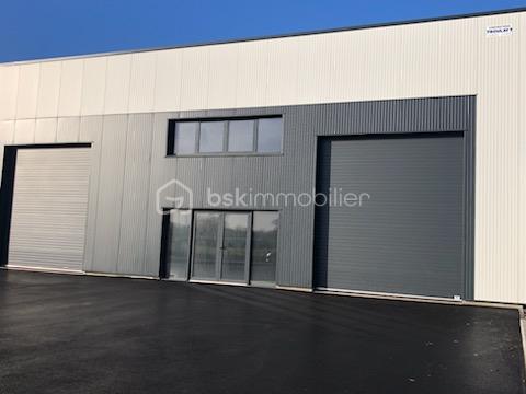   Emplacement premium – Bâtiment d'activités avec stationnement – Bayeux - Axe stratégique N13 