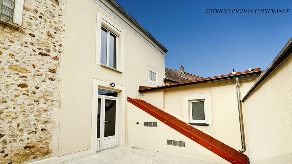 À découvrir sans tarder à Nogentel : maison entièrement rénovée 106 M² avec 4 chambres, terrasse, sous sol et garage SECTEUR CHA