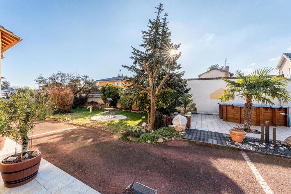 Maison Jons limite Jonage 5 pièce(s) 170 m2