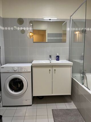  Appartement � louer 4 pi�ces 100 m�