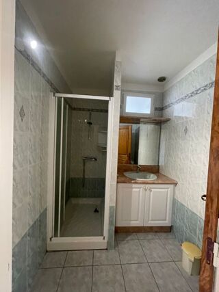  Maison à louer 6 pièces 131 m²