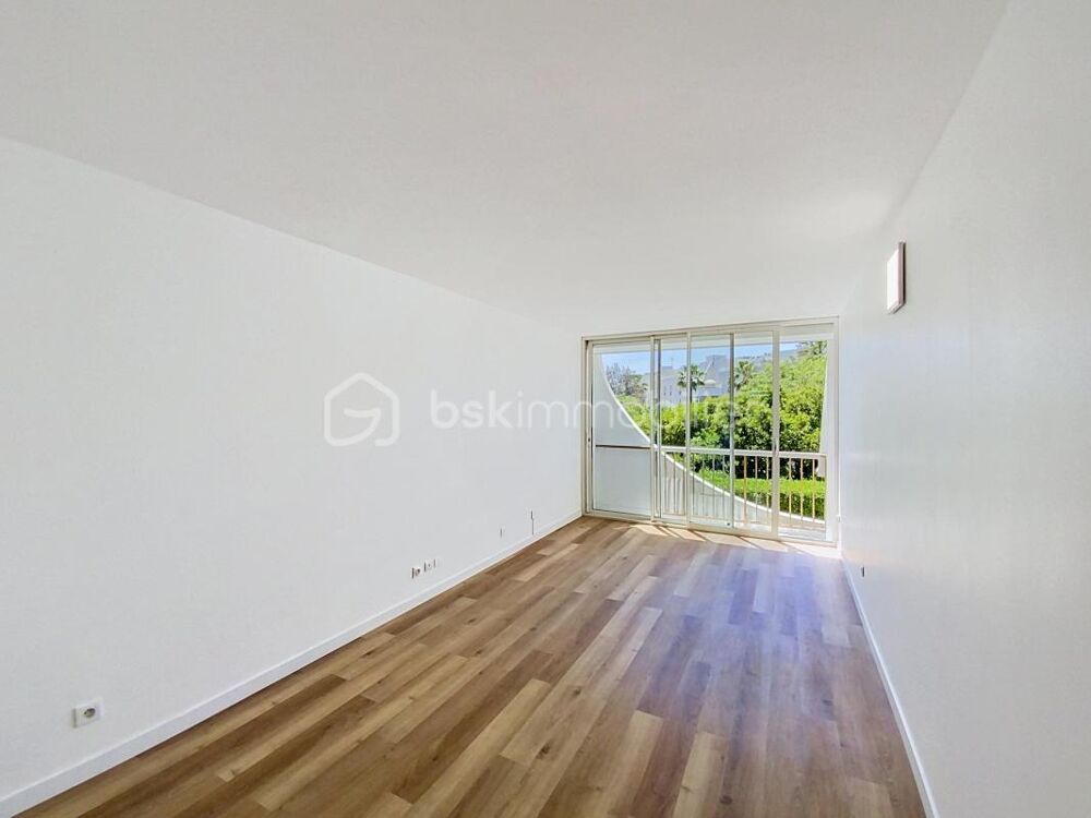 **** NOUVEAUTÉ * T2 ENTIÈREMENT RENOVÉ * QUARTIER POINT ZÉRO * PROCHE MER ****