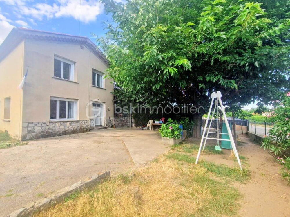 Maison indépendante sur terrain de 800 m²  Quintenas