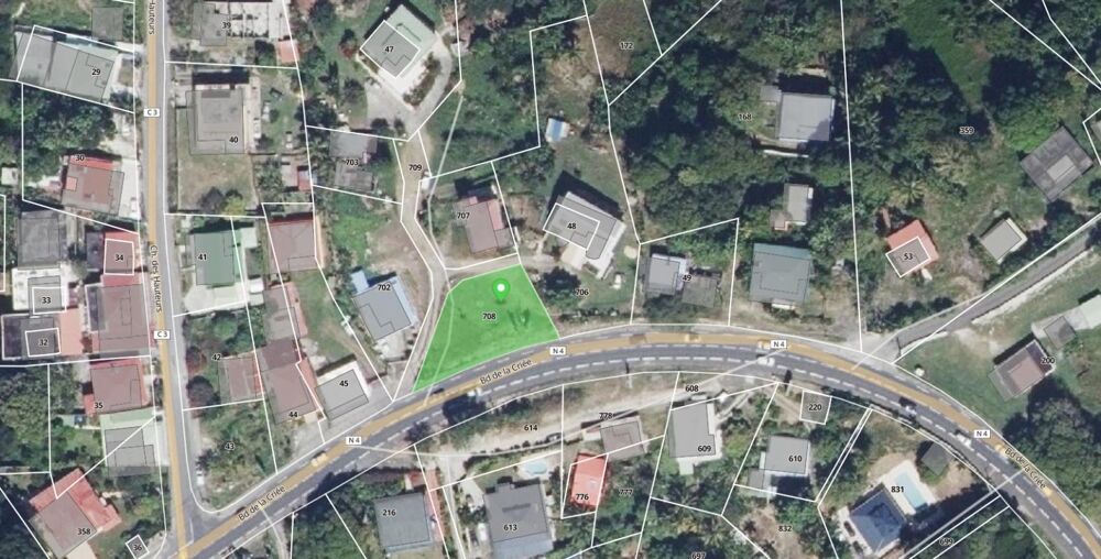 Vente Terrain Terrain à bâtir 576 m²  En bordure de départementale - 86 590 Le gosier