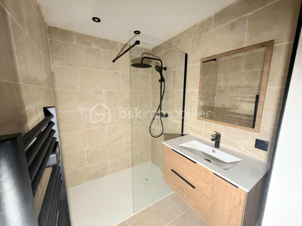 Appartement *T4 86.58 m² avec jardin, *grande terrasse et vue montagnes
