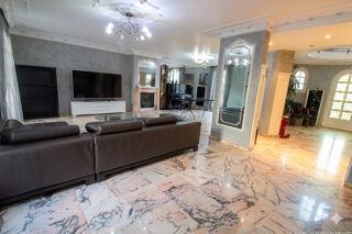  Maison à vendre 7 pièces 211 m²