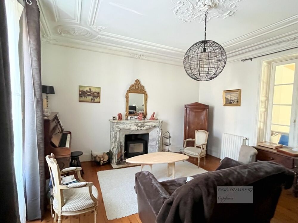 Maison Bourgeoise 9 pièces au coeur de LA ROCHE SUR YON (85)-Pentagone
