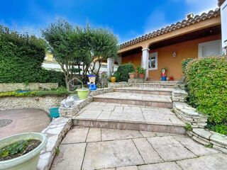  Villa � vendre 5 pi�ces 140 m�