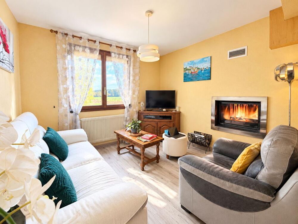Vente Maison 70130 - FRETIGNEY ET VELLOREILLE - 120 m2 - 4 chambres - Prix : 179000  honoraires charge vendeur Fretigney et velloreille