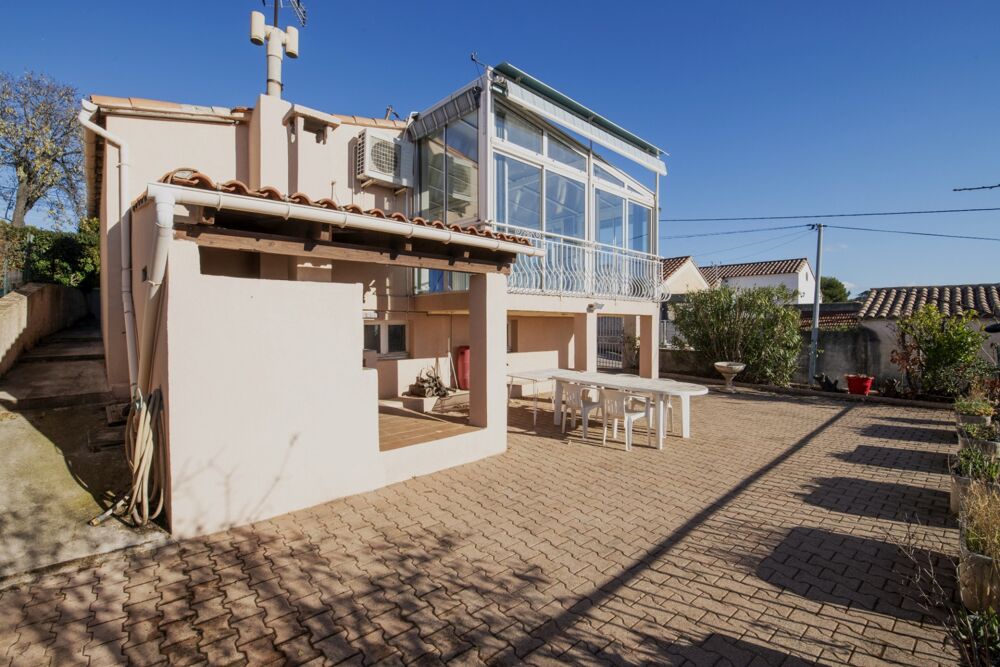 Vente Maison Les Pennes Mirabeau Jas de Rhodes Maison de 98 m2 au calme sans vis à vis belle vue sur végétation 426 m2 de terrain Les pennes mirabeau