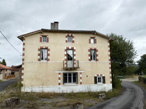   ? Maison spacieuse avec grange attenante � Hameau paisible proche de Saint-Victurnien (87) Maison - 6 pi�ce(s) - 184 m�