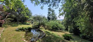  Maison  vendre 8 pices 147 m