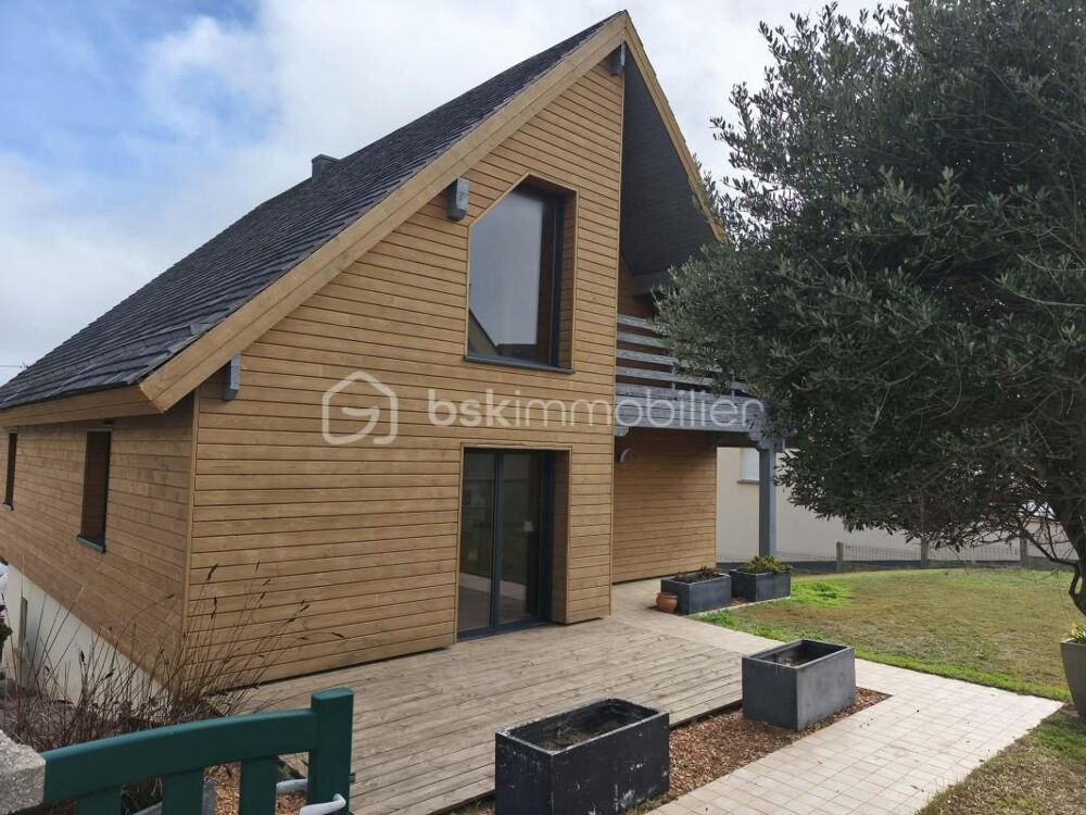 UNE MAISON FINLANDAISE EN BOIS MASSIF AU COEUR DE LA CÔTE DES ISLES