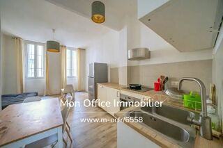  Immeuble à vendre 12 pièces 210 m²