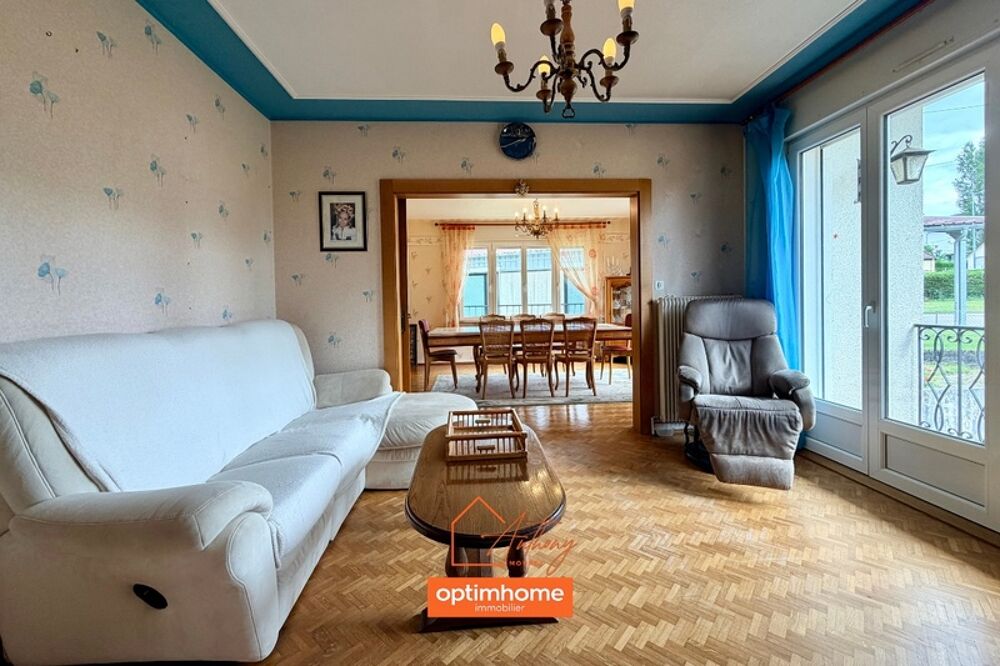 Maison familiale 210 m² - 5 chambres - dépendance - terrain 1873 m² - Bruyères centre (88)