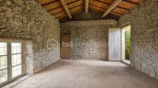  Remise / Grange à vendre 5 pièces 300 m²