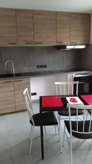  Appartement à louer 2 pièces 28 m²