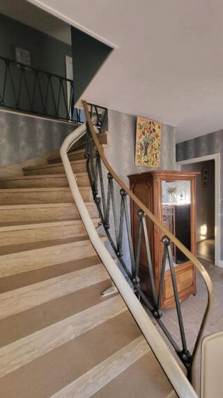  Maison  vendre 8 pices 227 m