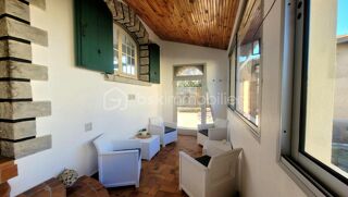  Proprit/chteau  vendre 8 pices 180 m