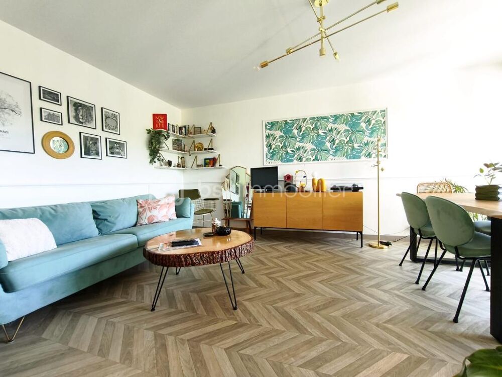 Appartement T3 de 61 m² avec 2 chambres, deux balcons et parking en sous-sol  Orléans