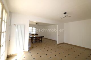  Propriété/château à vendre 10 pièces 275 m²