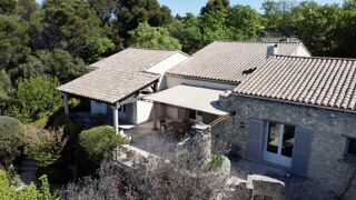  Villa � vendre 7 pi�ces 210 m�