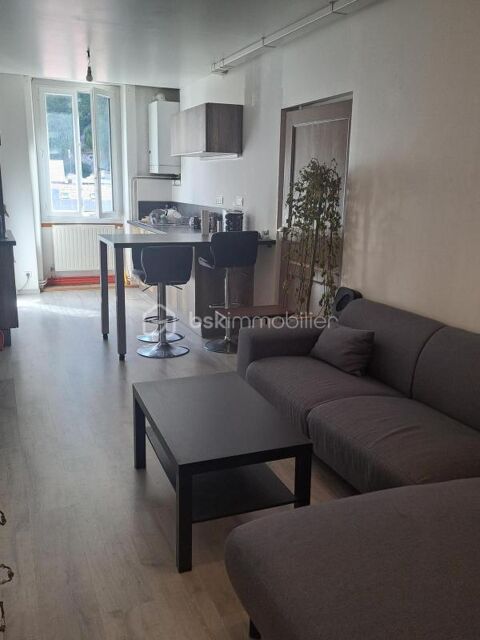   Appartement traversant rénové – 3 chambres – Cave et greniers Appartement - 4 pièce(s) - 57 m²