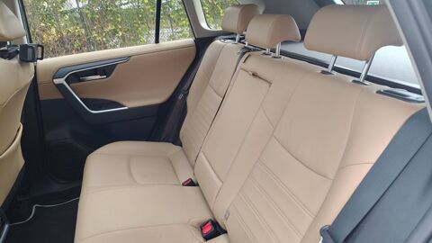 RAV 4 2.5 VVT-i 218 Hybrid E-CVT Lounge - Entretien constructeur T 2023 occasion 92000 Nanterre