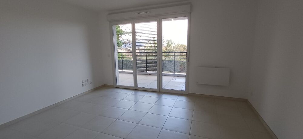 Location Appartement T2 avec balcon et parking à COGOLIN Cogolin