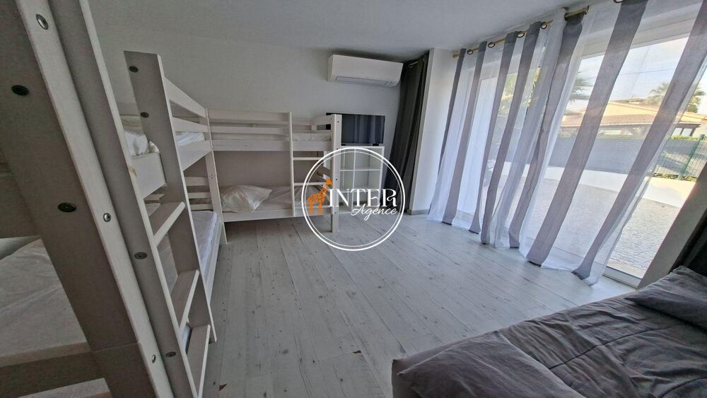 � vendre  Villa Roquebrune-sur-Argens (83520)