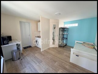  Appartement à louer 1 pièce 17 m²