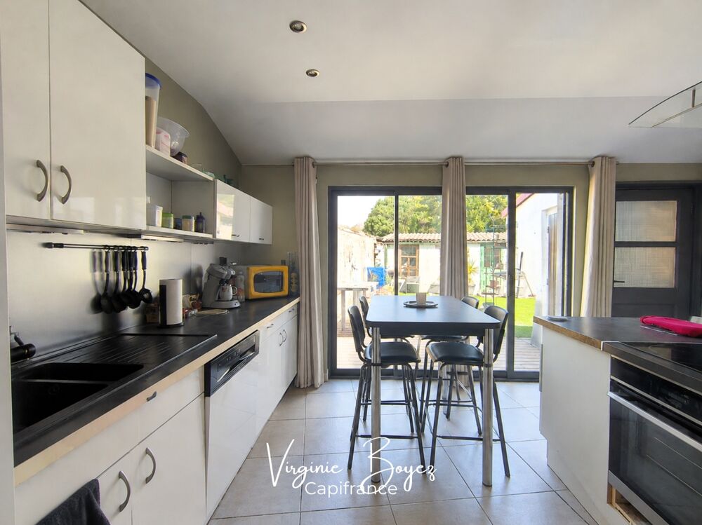 Vente Maison ? À VENDRE – Maison de ville 88 m² avec cour et dépendance à Bourbourg Bourbourg
