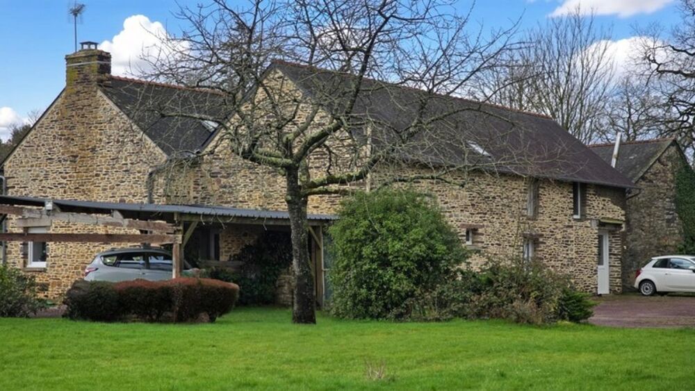 A Vendre Maison longère en pierre de 200 m² - 7 pièces + gite à PLELAN LE GRAND (35)