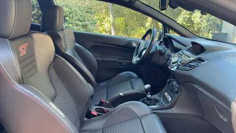 Fiesta 1.6 EcoBoost 200 ST 2016 occasion 13300 Salon De Provence