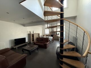 Immeuble à vendre 15 + pièces 301 m²