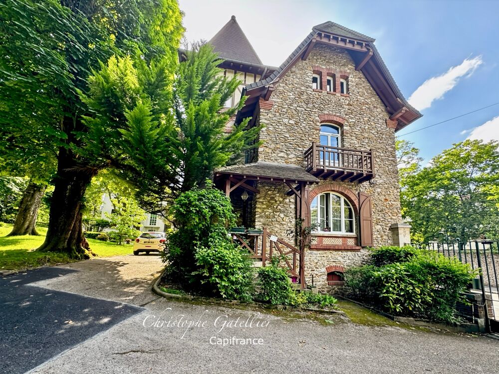 96 m²  3 chambres + possibilité 4  Parc arboré  Gare à pied