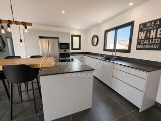  Villa à vendre 4 pièces 141 m²