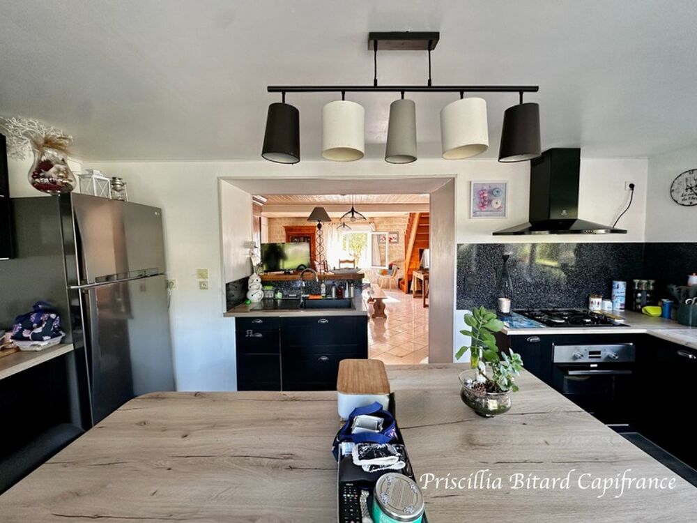 Proche Aigrefeuille d'Aunis, maison familiale avec grand jardin
