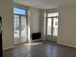  Appartement à louer 3 pièces 54 m²