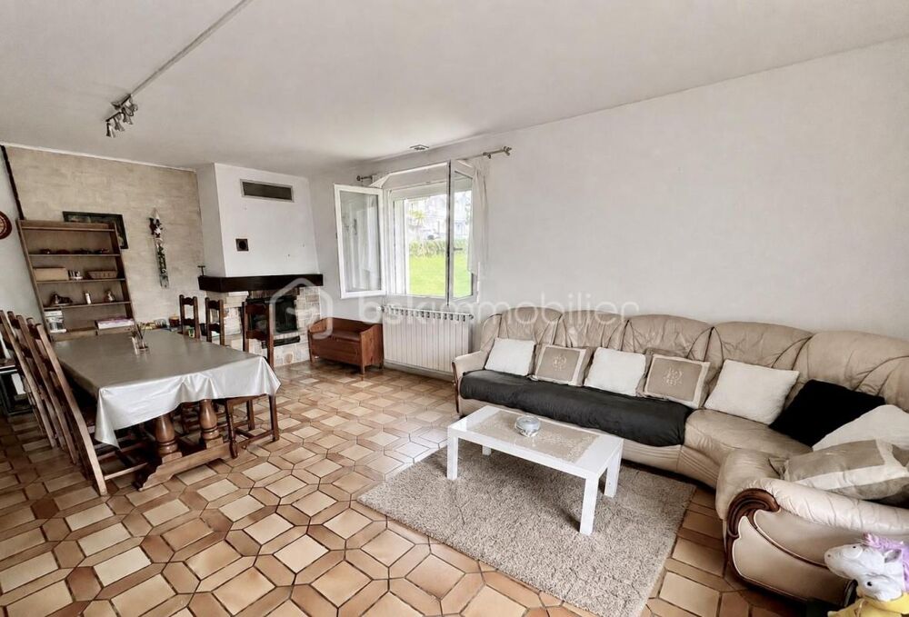 MAISON 174 M² 7 PIECES, AVEC DÉPENDANCE ATTENANTE