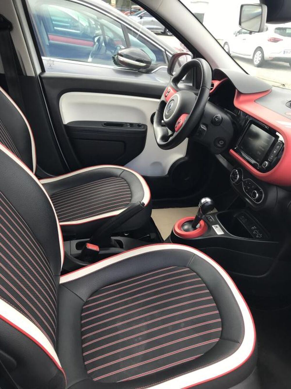 Twingo III COQ SPORTIF TCE 95 EDC 2019 occasion 38160 Chatte