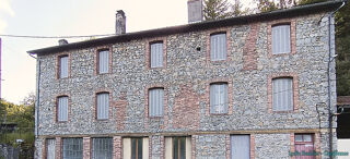  Immeuble � vendre 15 + pi�ces 243 m�