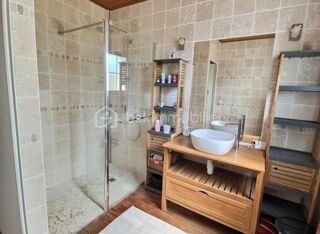  Propri�t�/ch�teau � vendre 6 pi�ces 163 m�