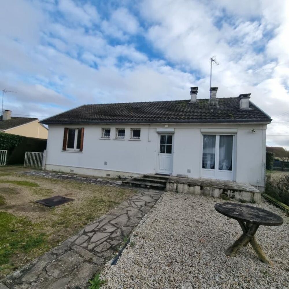 Maison 2 chambres, terrain et bois