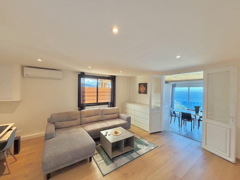 Vente Maison A VENDRE - GRANDE ANSE – VUE MER PANORAMIQUE 180° – MAISON T4 DE STANDING – EMPLACEMENT EXTRÊMEMENT RARE Petite ile