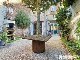  Maison  vendre 6 pices 204 m