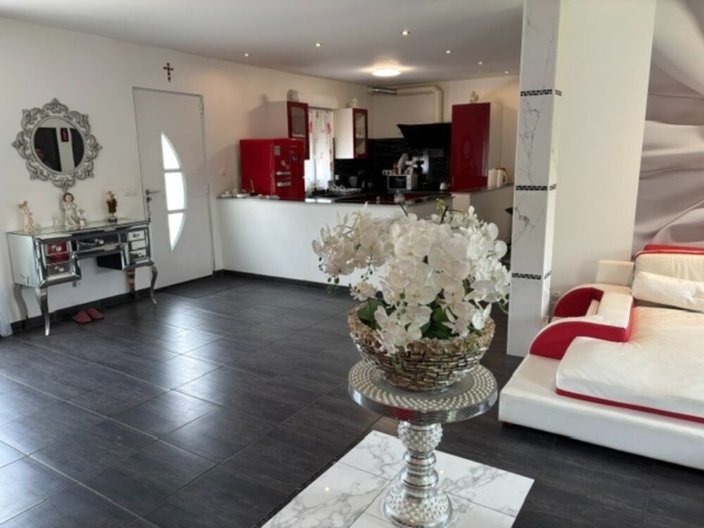Maison à vendre 7 pièces JUILLY (77)