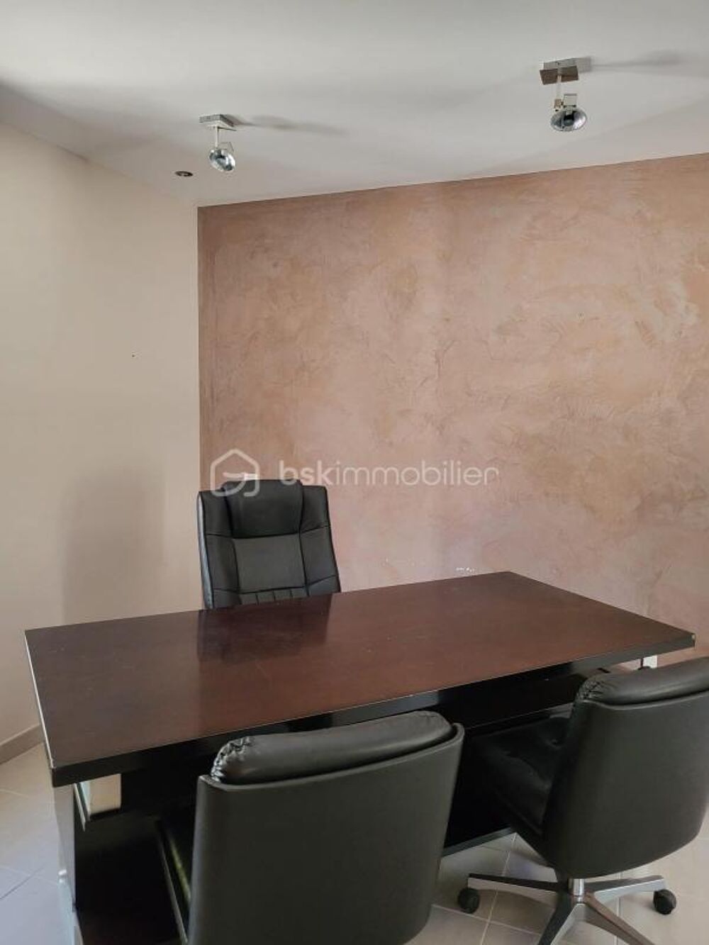 � vendre  Propri�t�/ch�teau Nimes (30900)